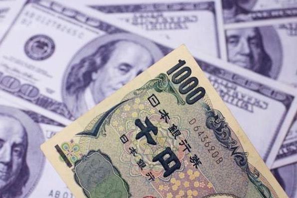 日元对美元汇率跌破156是近34年来新低-图1