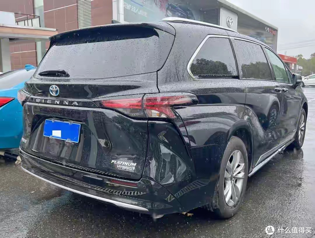 丰田赛那和腾势D9该怎么选?-图7 丰田赛那和腾势D9该怎么选?-图7