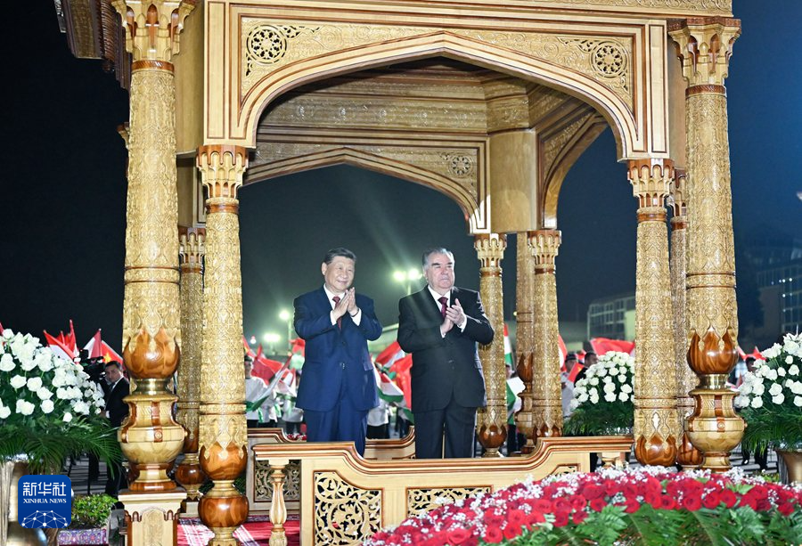 习近平抵达杜尚别开始对塔吉克斯坦进行国事访问-图4