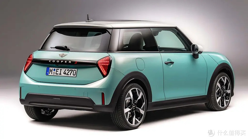 还是喜欢燃油版!解读全新MINI COOPER-图4 还是喜欢燃油版!解读全新MINI COOPER-图4