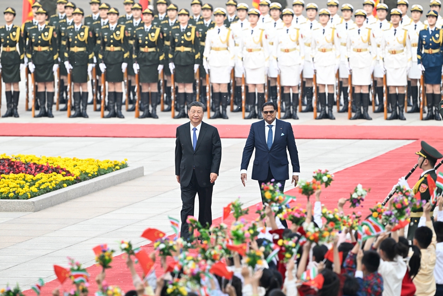 习近平同苏里南总统单多吉会谈-图7