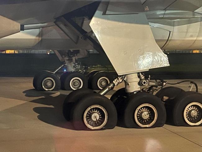 菲律宾航空一航班因轮胎破损终止起飞 无人员受伤-图1
