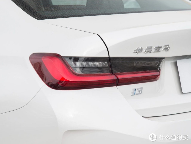 宝马i3打5折冲上热搜,17万多的宝马是否真香?-图3 宝马i3打5折冲上热搜,17万多的宝马是否真香?-图3