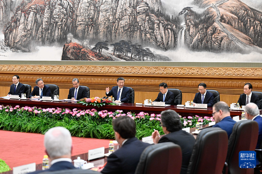 习近平会见美国工商界和战略学术界代表-图7