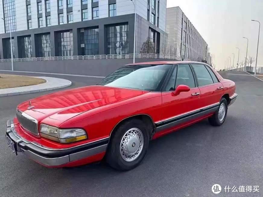 浙江车友花1万买1993款别克林荫大道,耗资2万翻新,经典名不虚传-图2 浙江车友花1万买1993款别克林荫大道,耗资2万翻新,经典名不虚传-图2