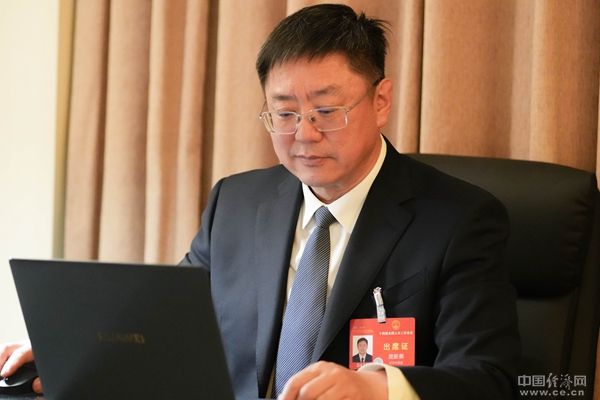鹿新弟：培养大国工匠，推动中国迈向制造强国行列-图1
