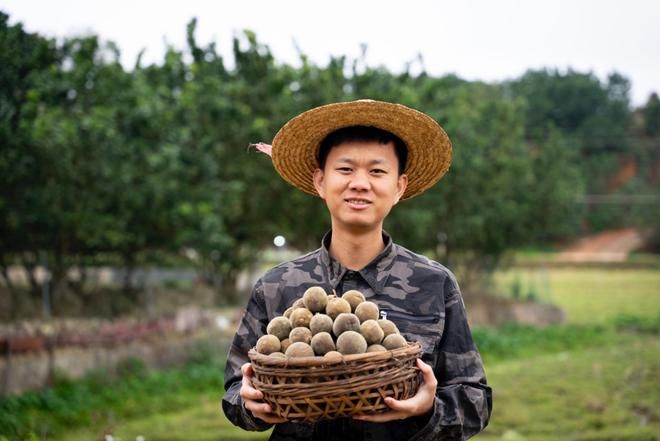全国人大代表廖志略：推动化橘红纳入药食同源，带动乡亲增收致富-图2